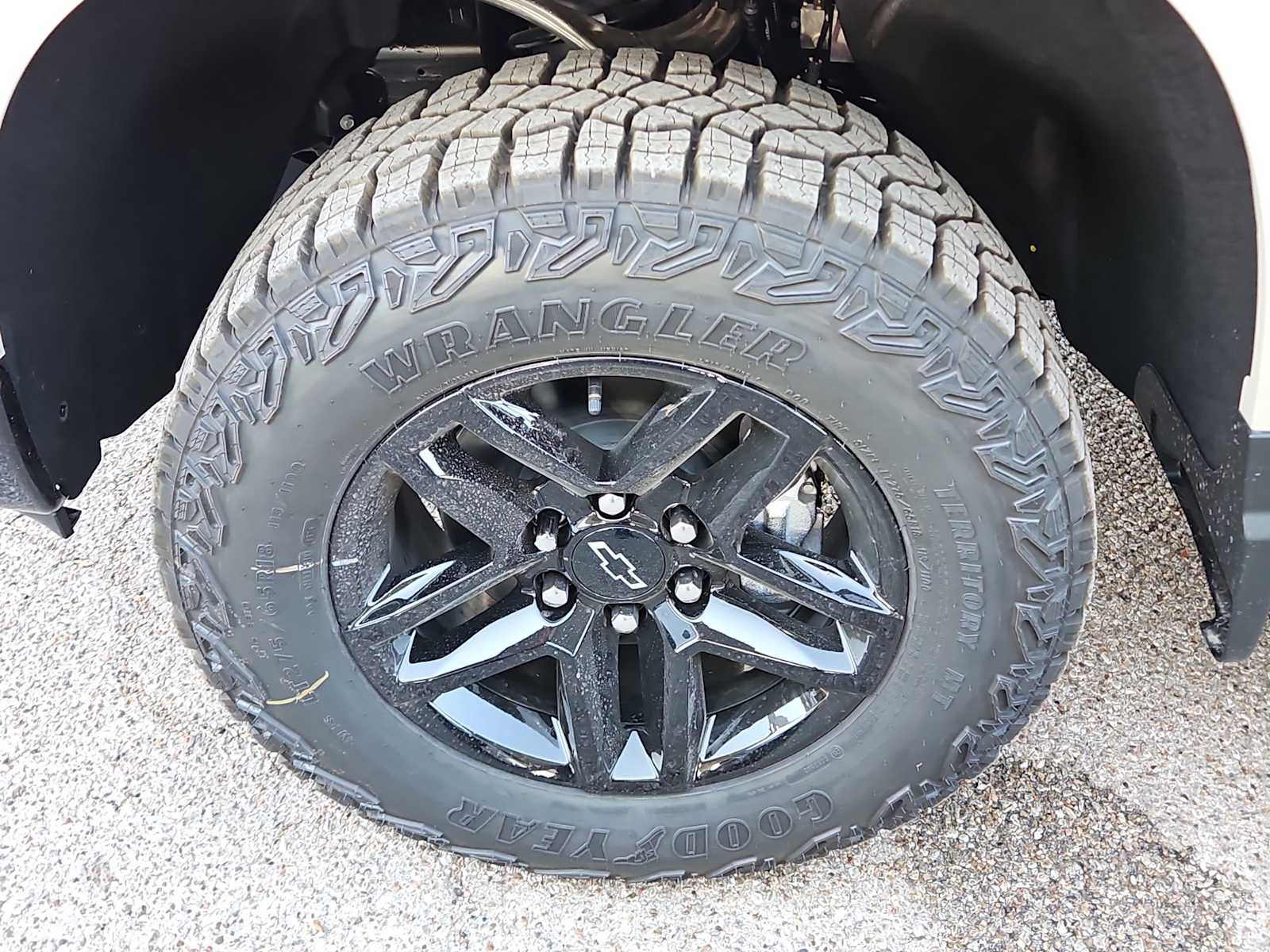 Thumbnail: 2026 Chevrolet Silverado 1500 - 12