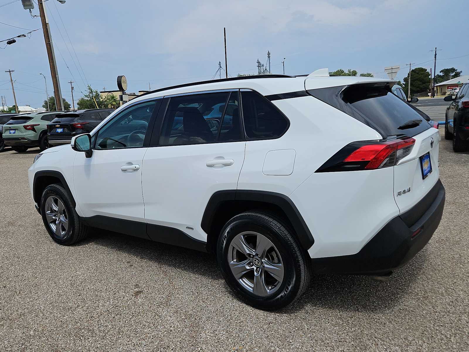 Thumbnail: 2022 Toyota RAV4 - 11