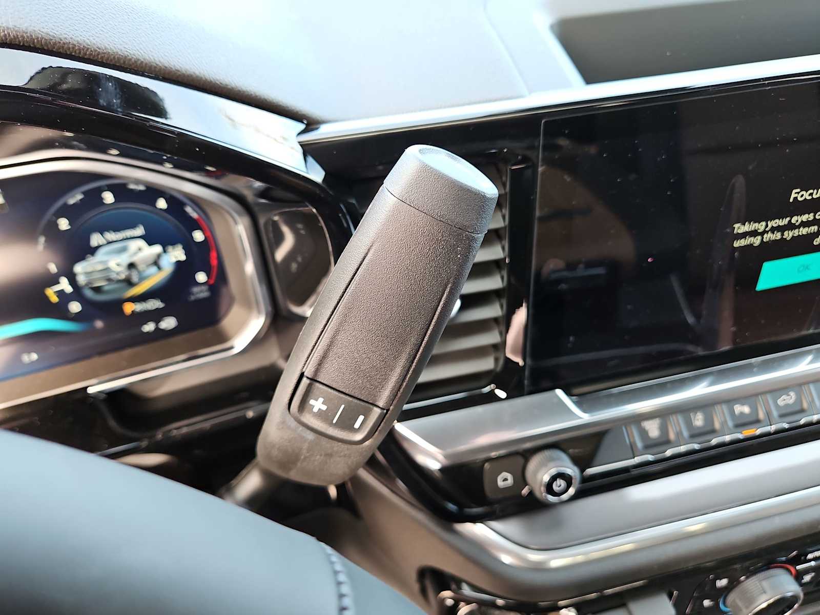 Thumbnail: 2026 Chevrolet Silverado 2500 - 21