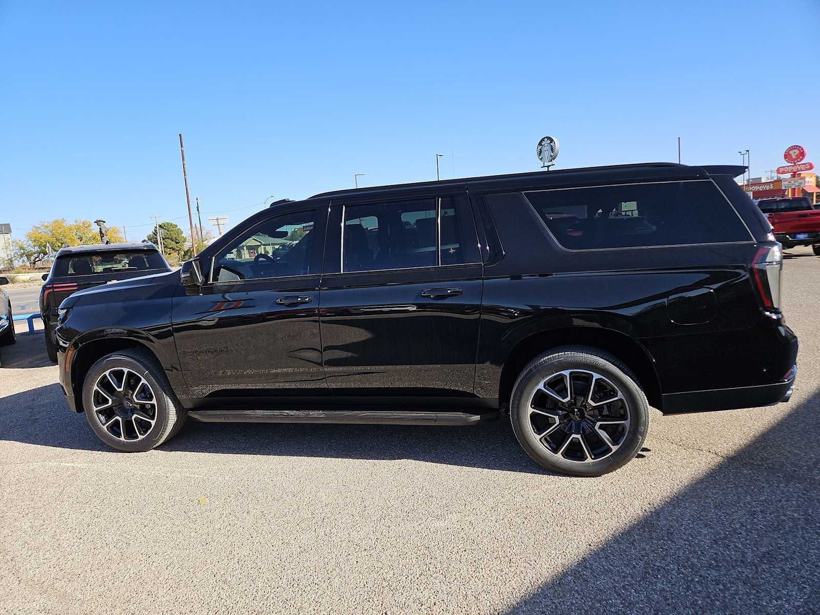 Thumbnail: 2026 Chevrolet Suburban - 5