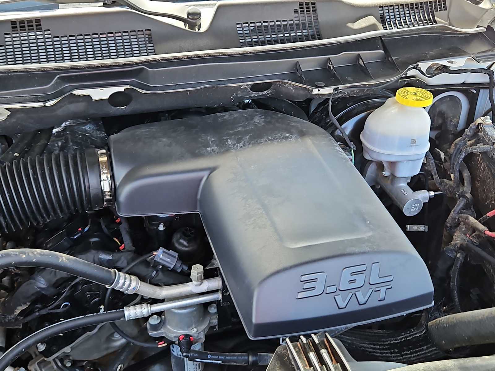 Thumbnail: 2023 RAM 1500 Classic - 9