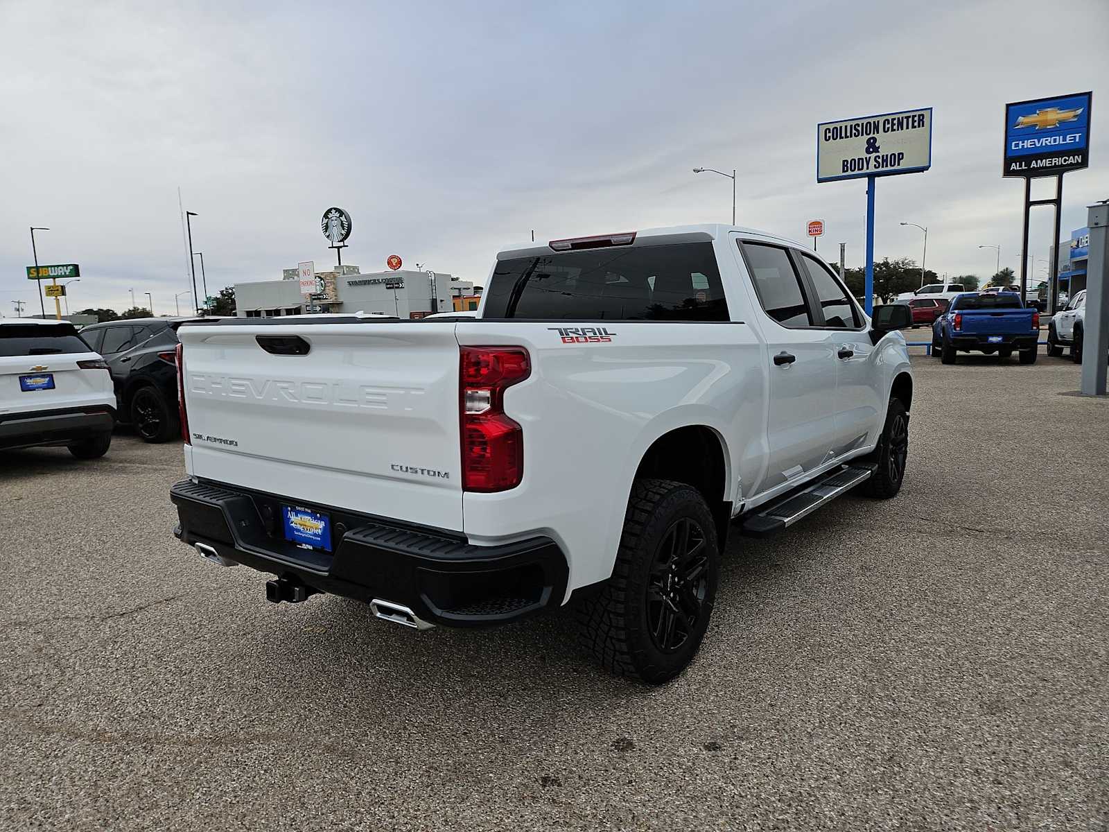 Thumbnail: 2026 Chevrolet Silverado 1500 - 8