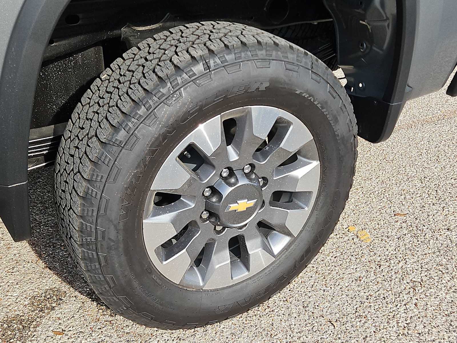 Thumbnail: 2026 Chevrolet Silverado 2500 - 12