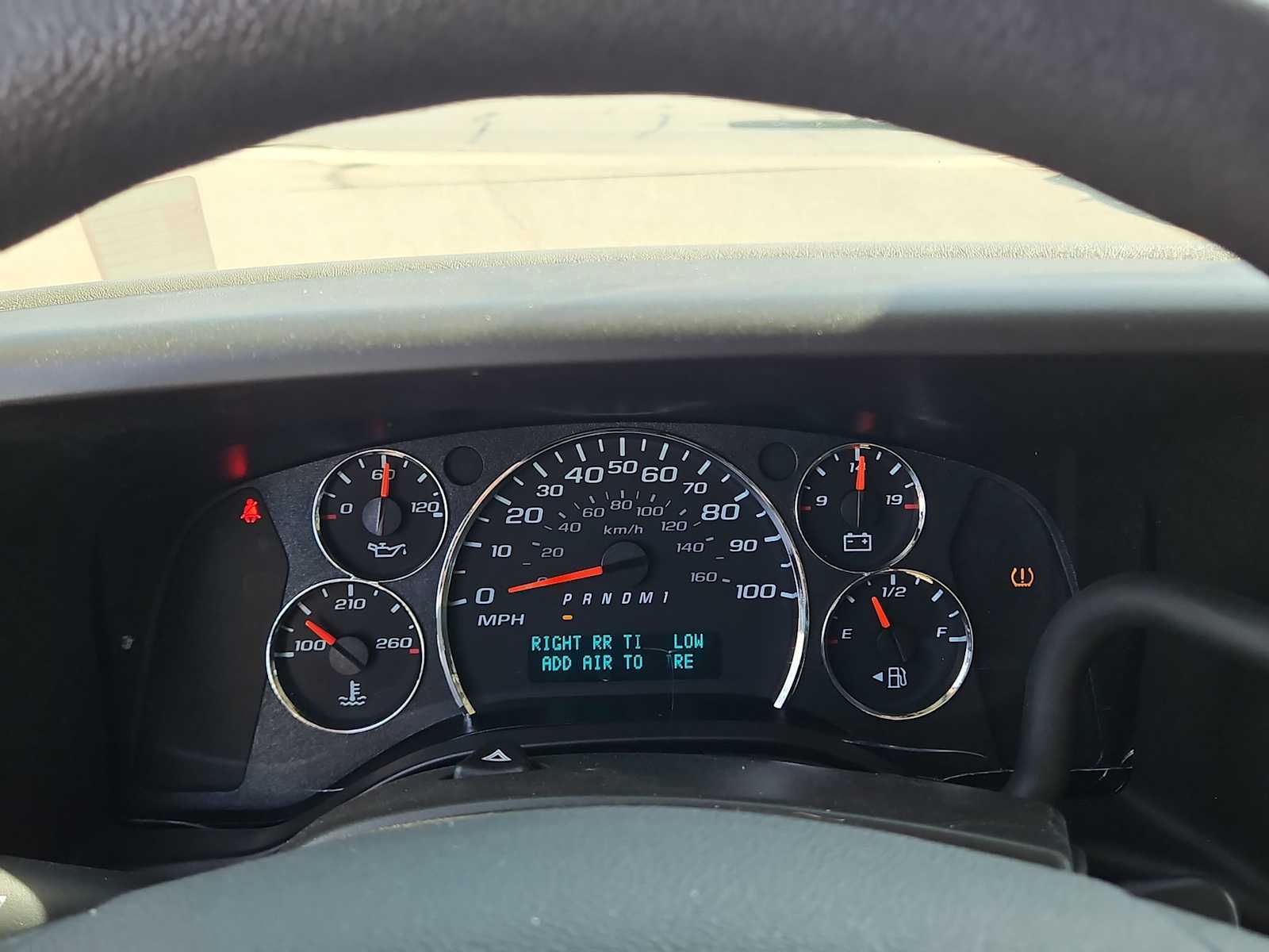 Thumbnail: 2024 GMC Savana - 17