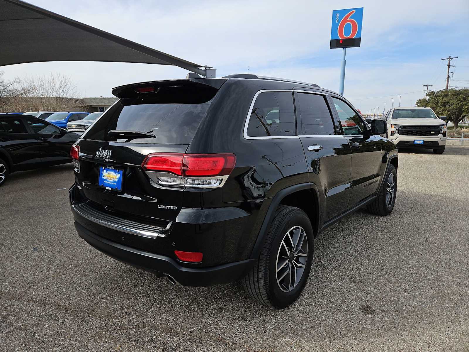 Thumbnail: 2022 Jeep Grand Cherokee - 8