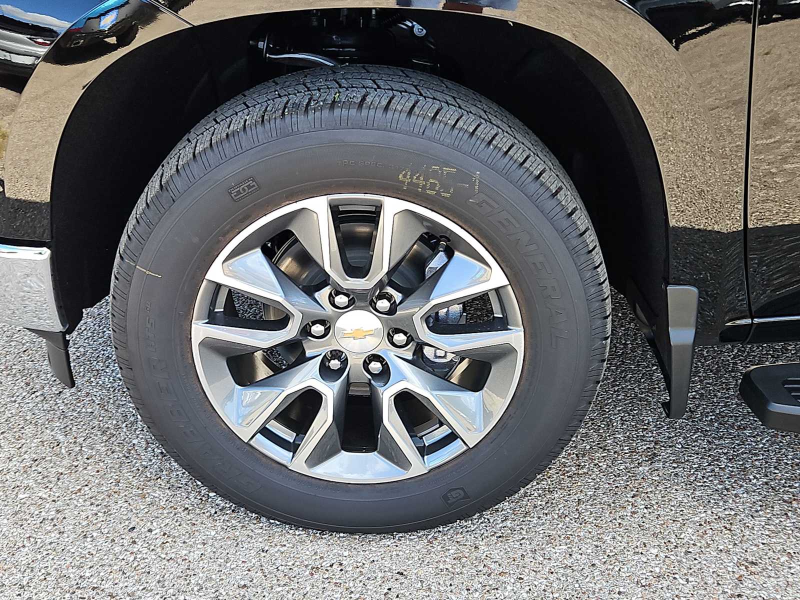 Thumbnail: 2026 Chevrolet Silverado 1500 - 16