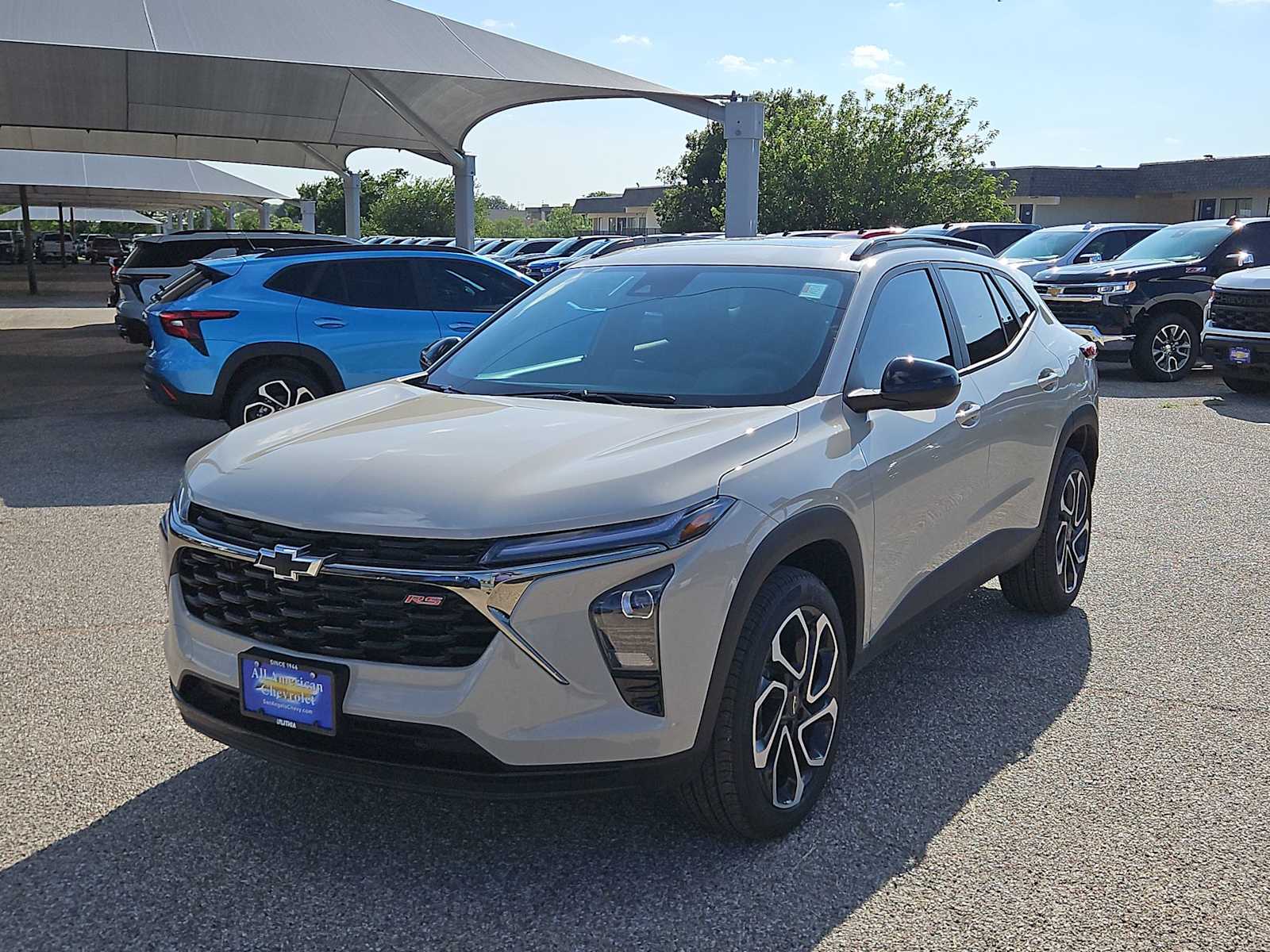 Thumbnail: 2026 Chevrolet Trax - 4
