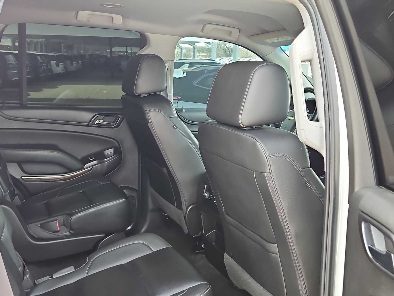 Thumbnail: 2016 Chevrolet Tahoe - 17