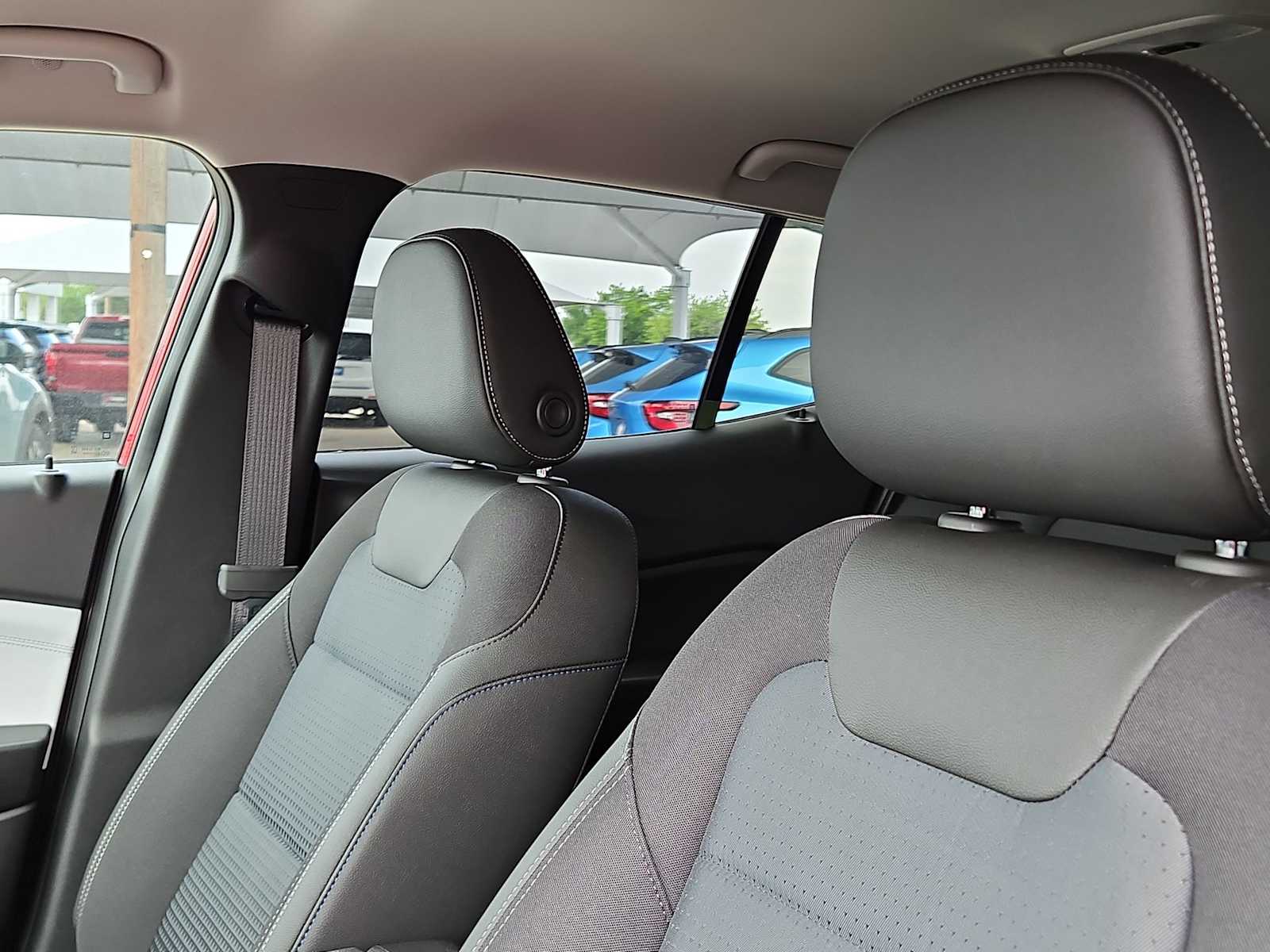 Thumbnail: 2026 Chevrolet Trax - 15