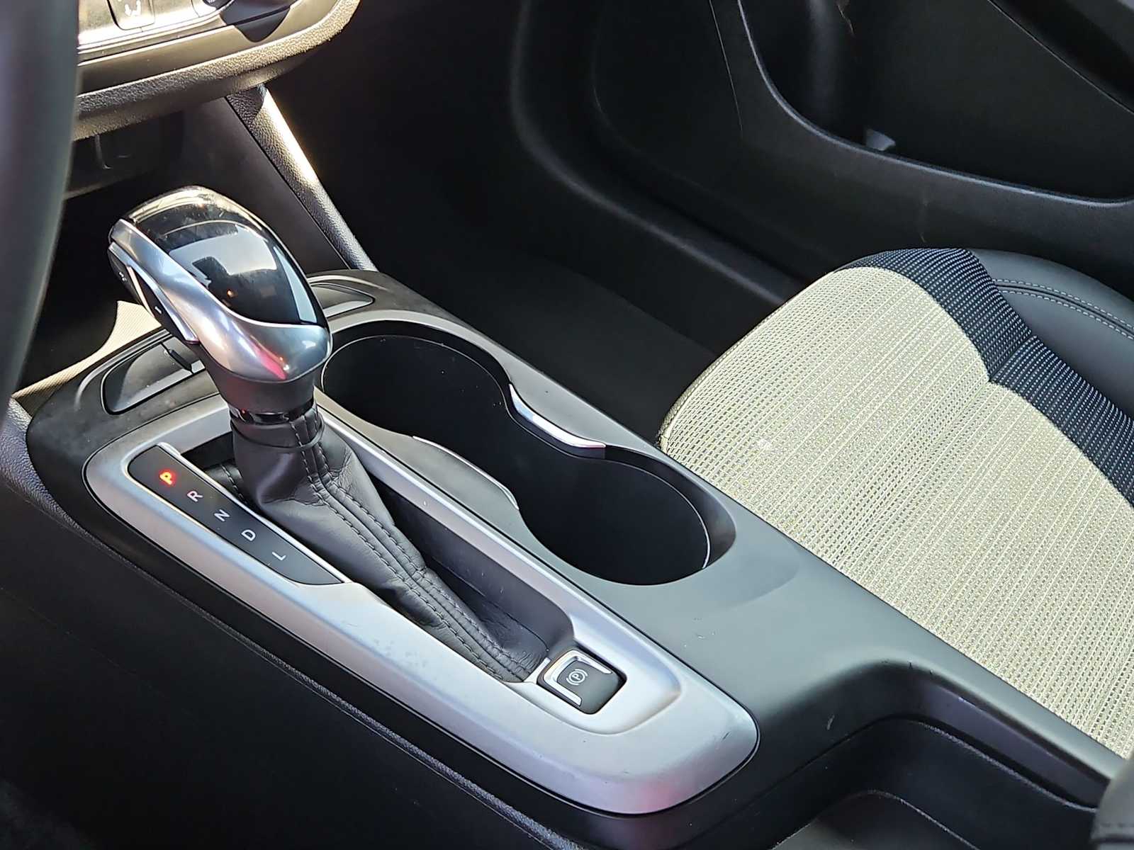 Thumbnail: 2025 Buick Envista - 21