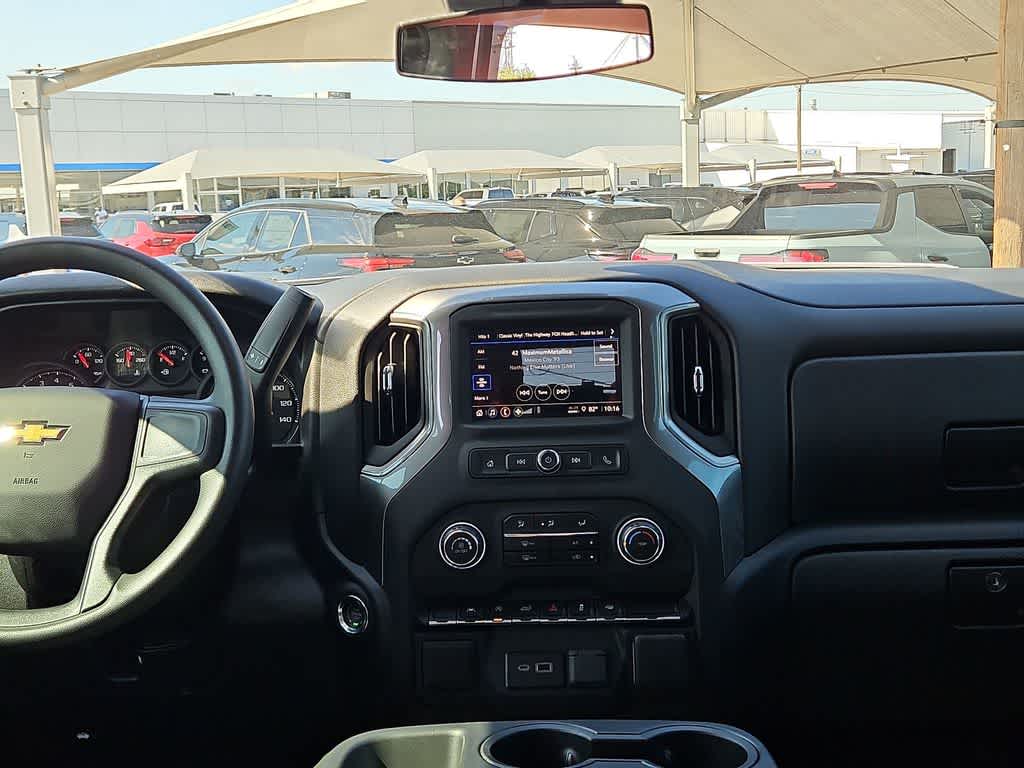 Thumbnail: 2026 Chevrolet Silverado 1500 - 14