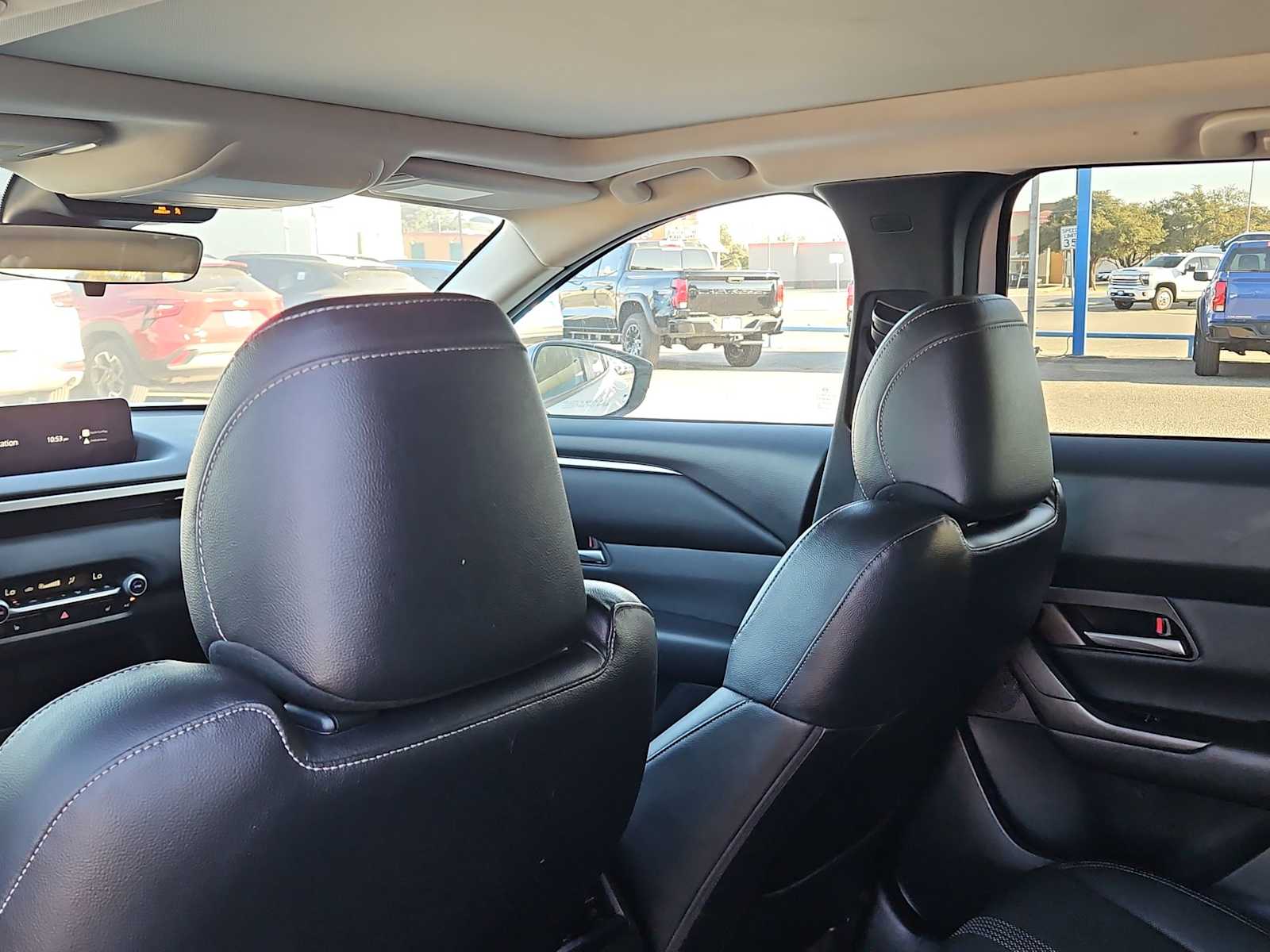 Thumbnail: 2023 Mazda CX-50 - 15