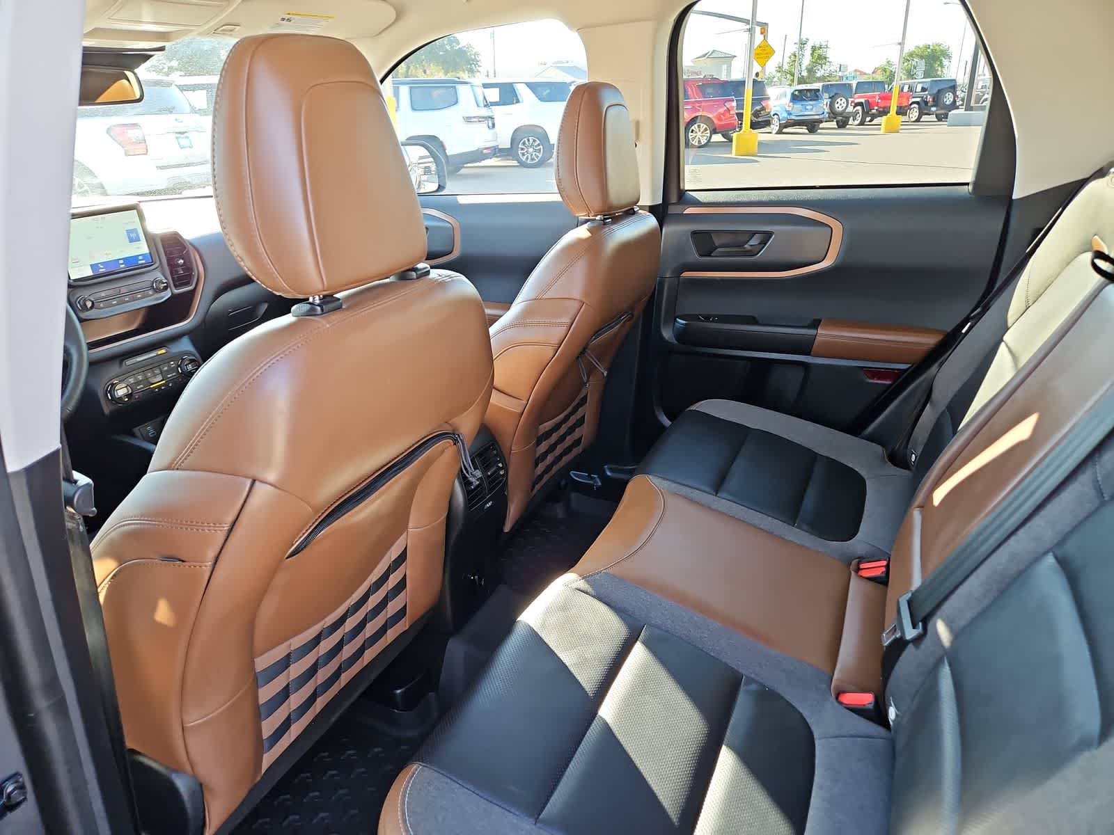 Thumbnail: 2021 Ford Bronco Sport - 12