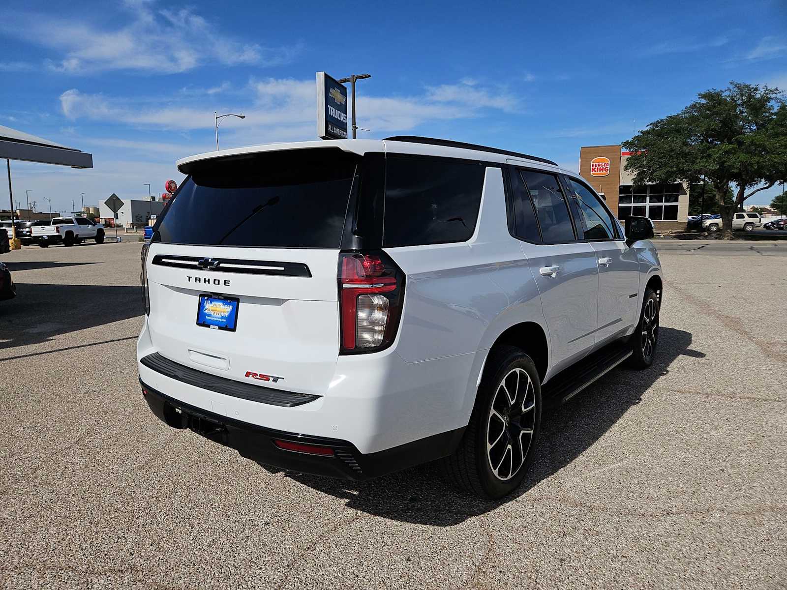 Thumbnail: 2024 Chevrolet Tahoe - 8