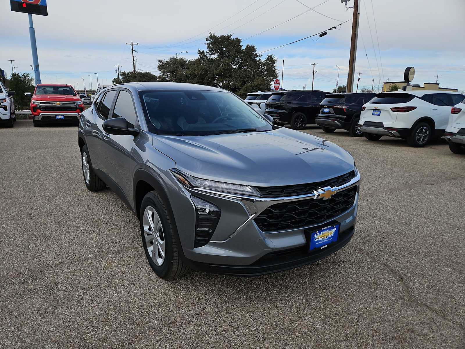 Thumbnail: 2026 Chevrolet Trax - 2