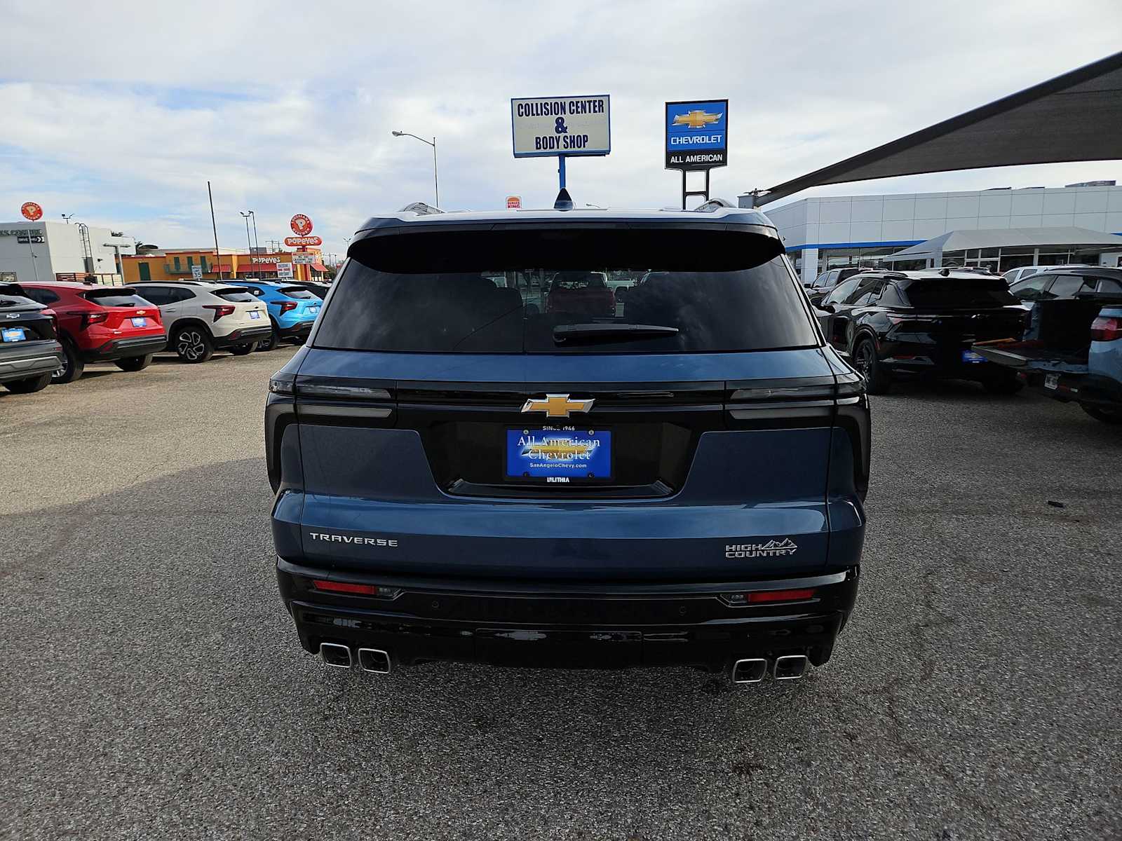 Thumbnail: 2026 Chevrolet Traverse - 7