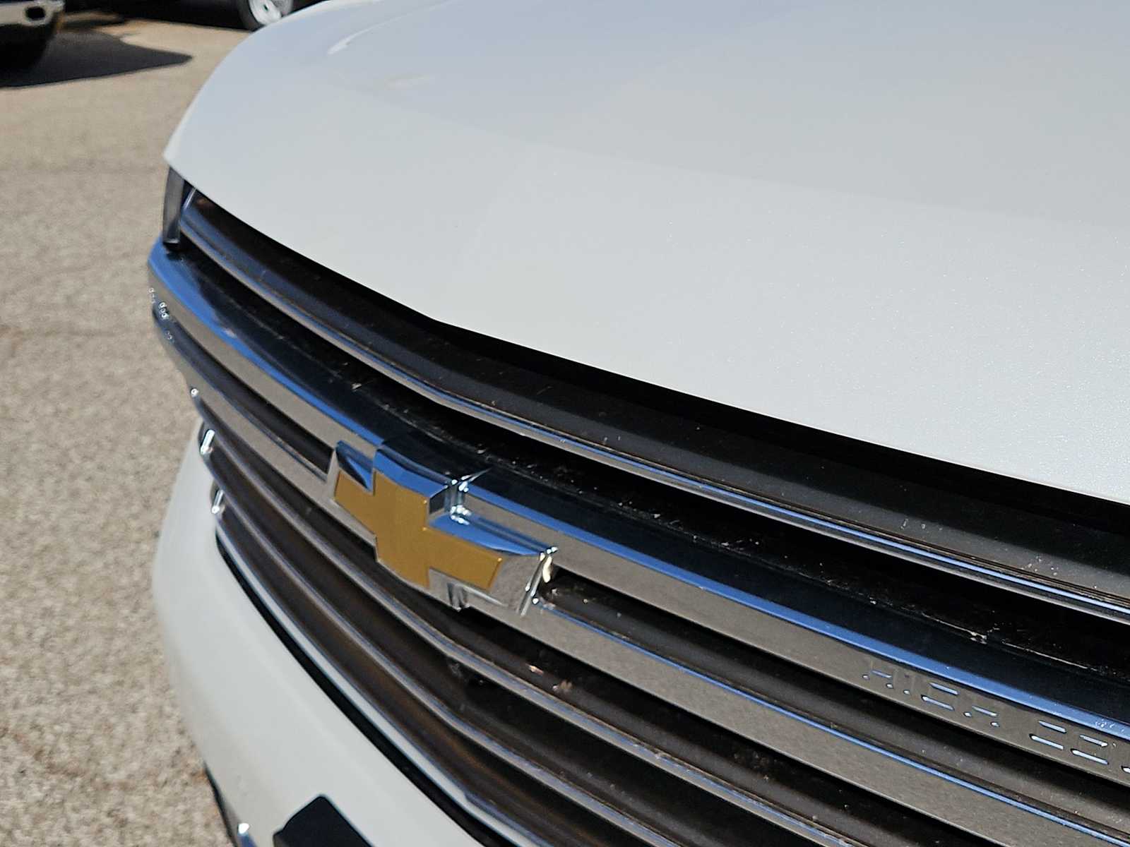 Thumbnail: 2023 Chevrolet Tahoe - 13