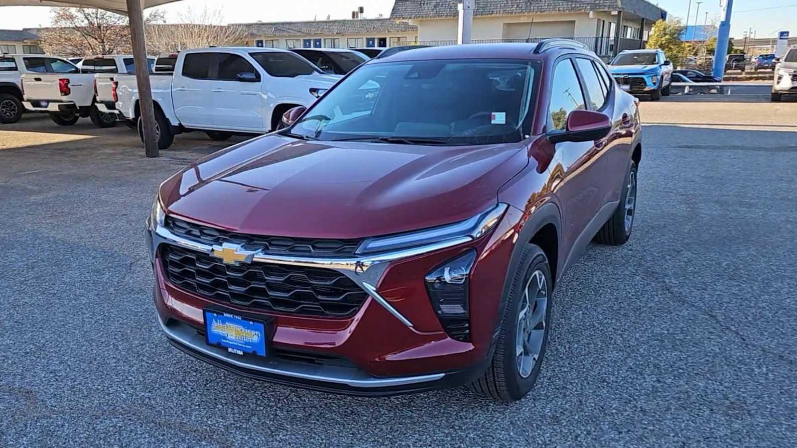 Thumbnail: 2025 Chevrolet Trax - 3