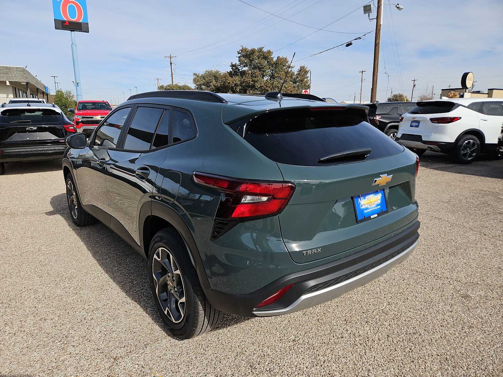 Thumbnail: 2026 Chevrolet Trax - 6