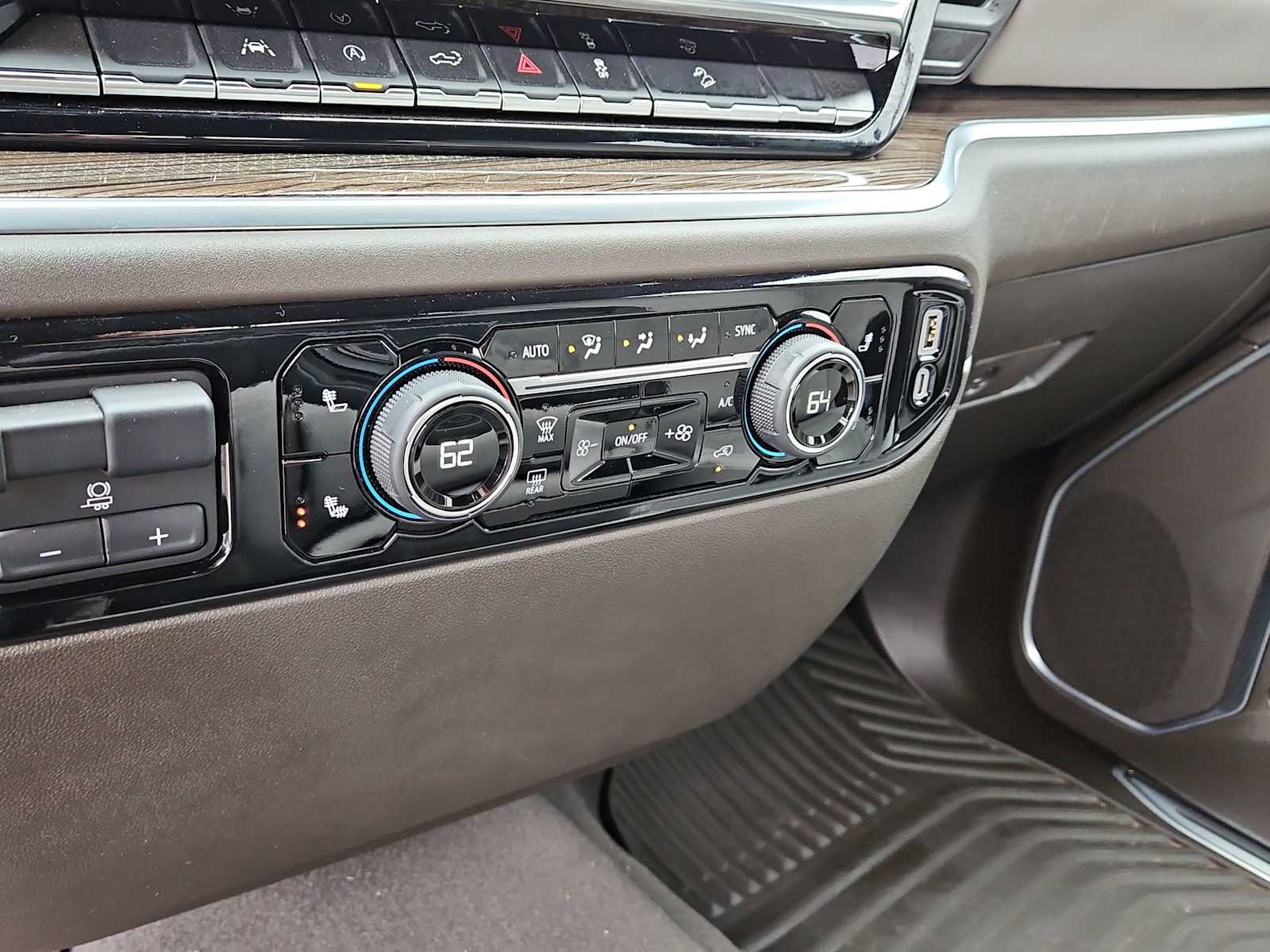 Thumbnail: 2024 Chevrolet Silverado 1500 - 21