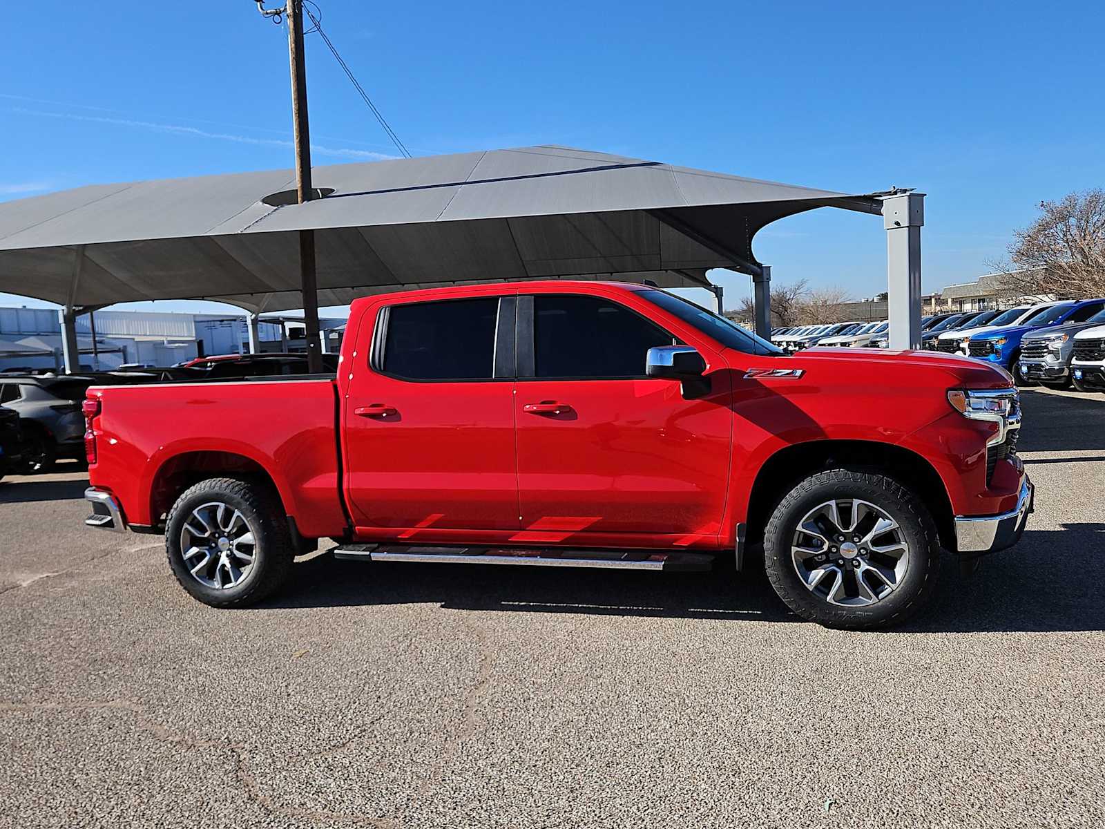 Thumbnail: 2026 Chevrolet Silverado 1500 - 9