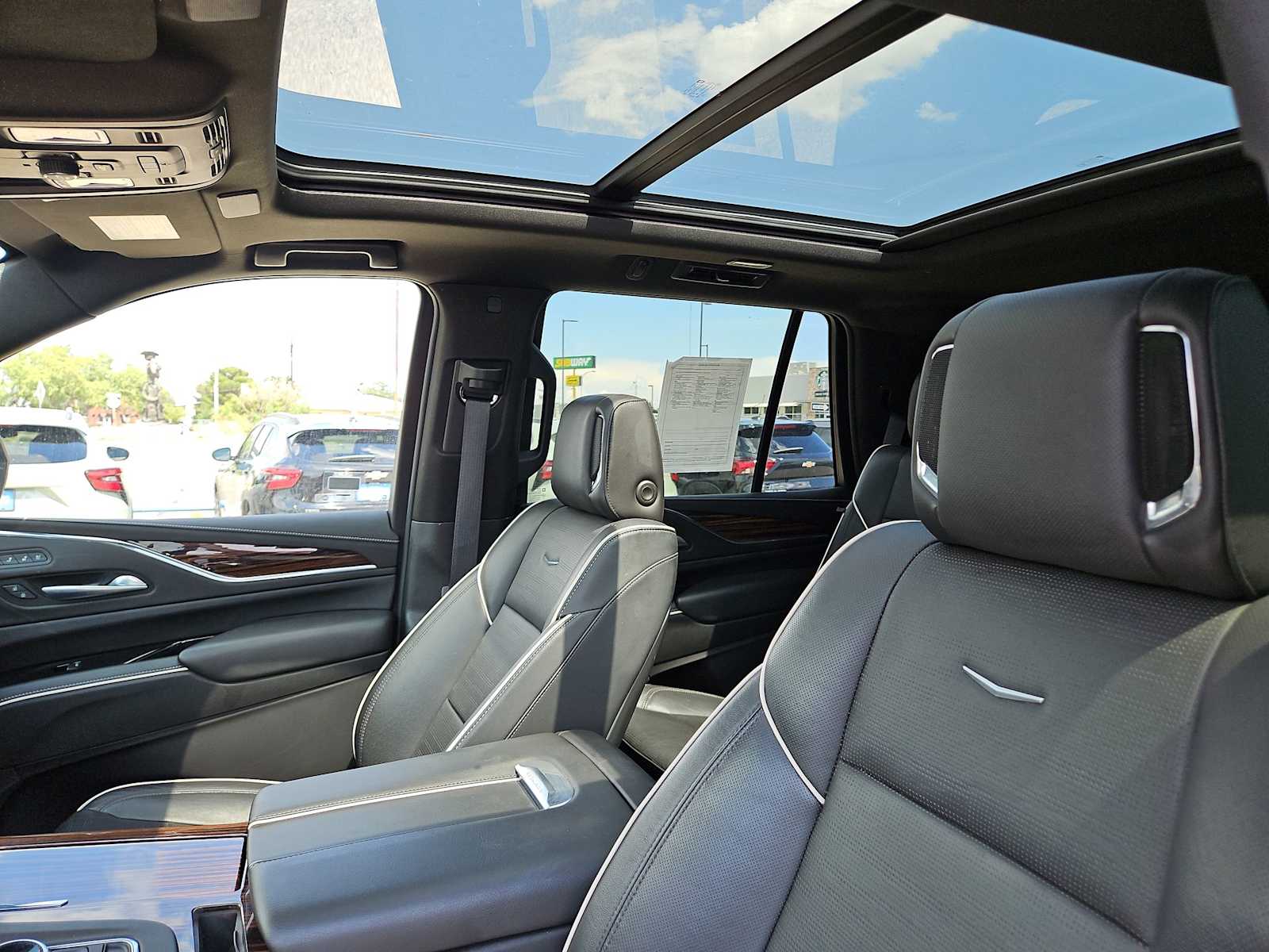 Thumbnail: 2023 Cadillac Escalade - 14
