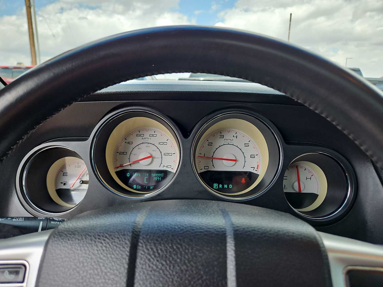2012 Dodge Challenger SXT 17