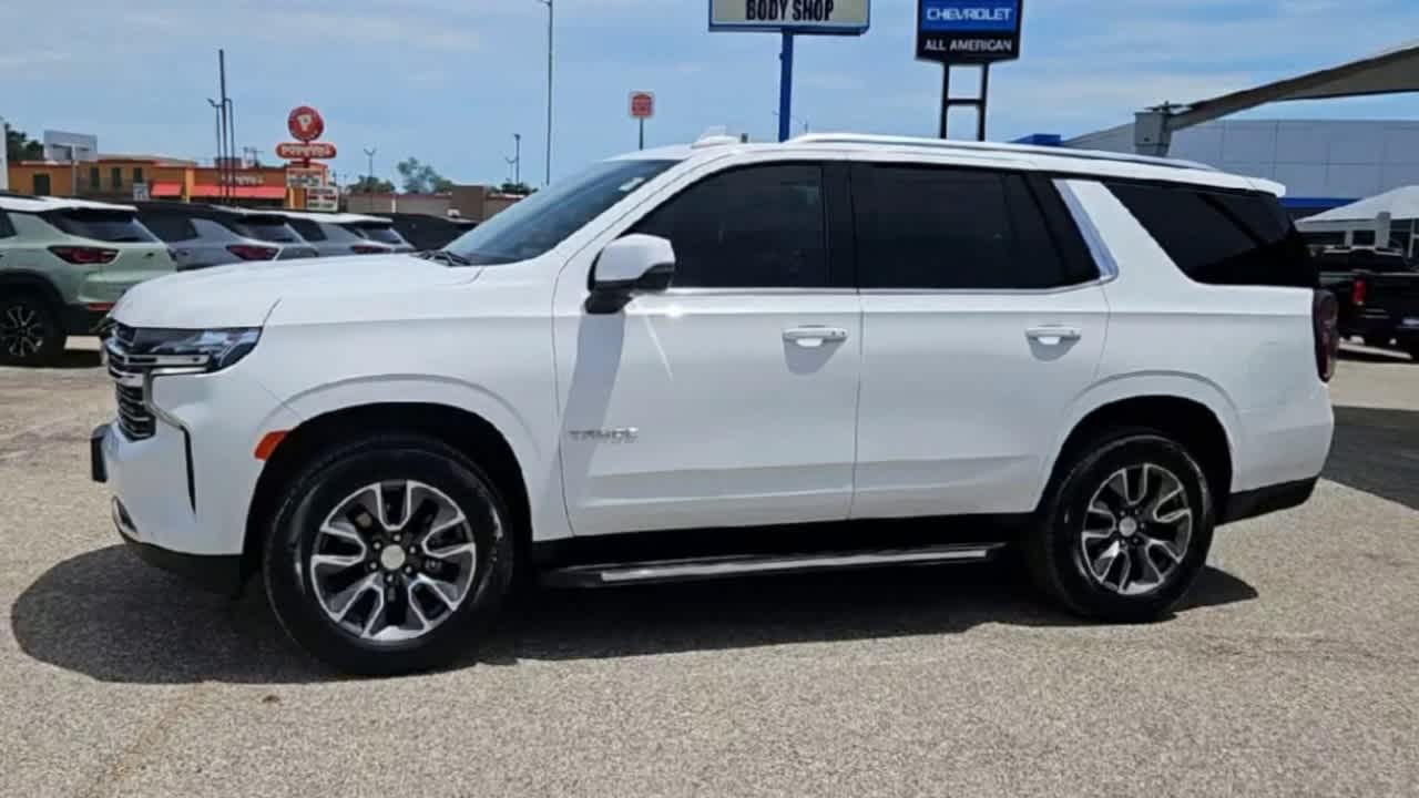 Thumbnail: 2022 Chevrolet Tahoe - 4