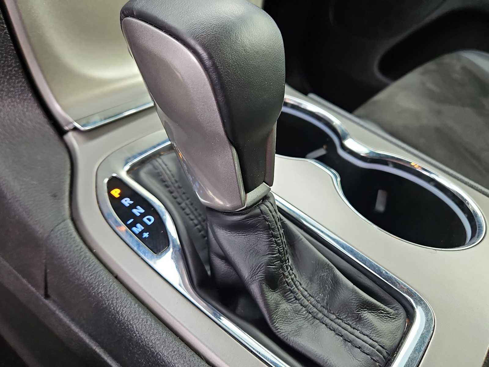 Thumbnail: 2021 Jeep Grand Cherokee - 21