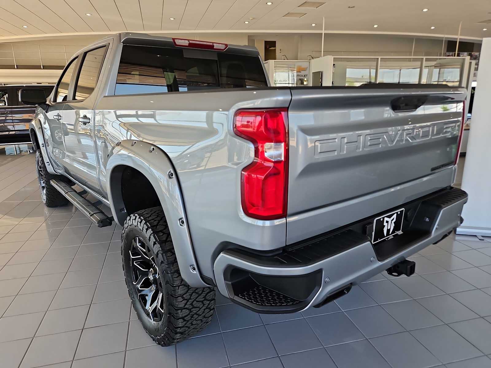 Thumbnail: 2026 Chevrolet Silverado 1500 - 6