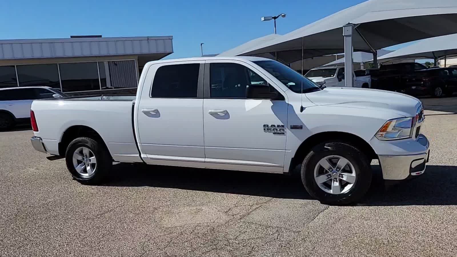 Thumbnail: 2021 RAM 1500 Classic - 9