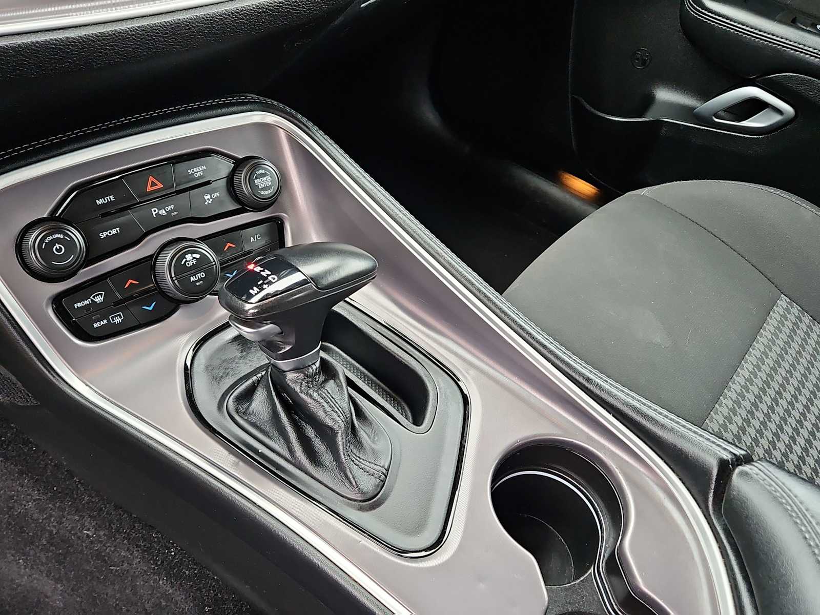 Thumbnail: 2022 Dodge Challenger - 19