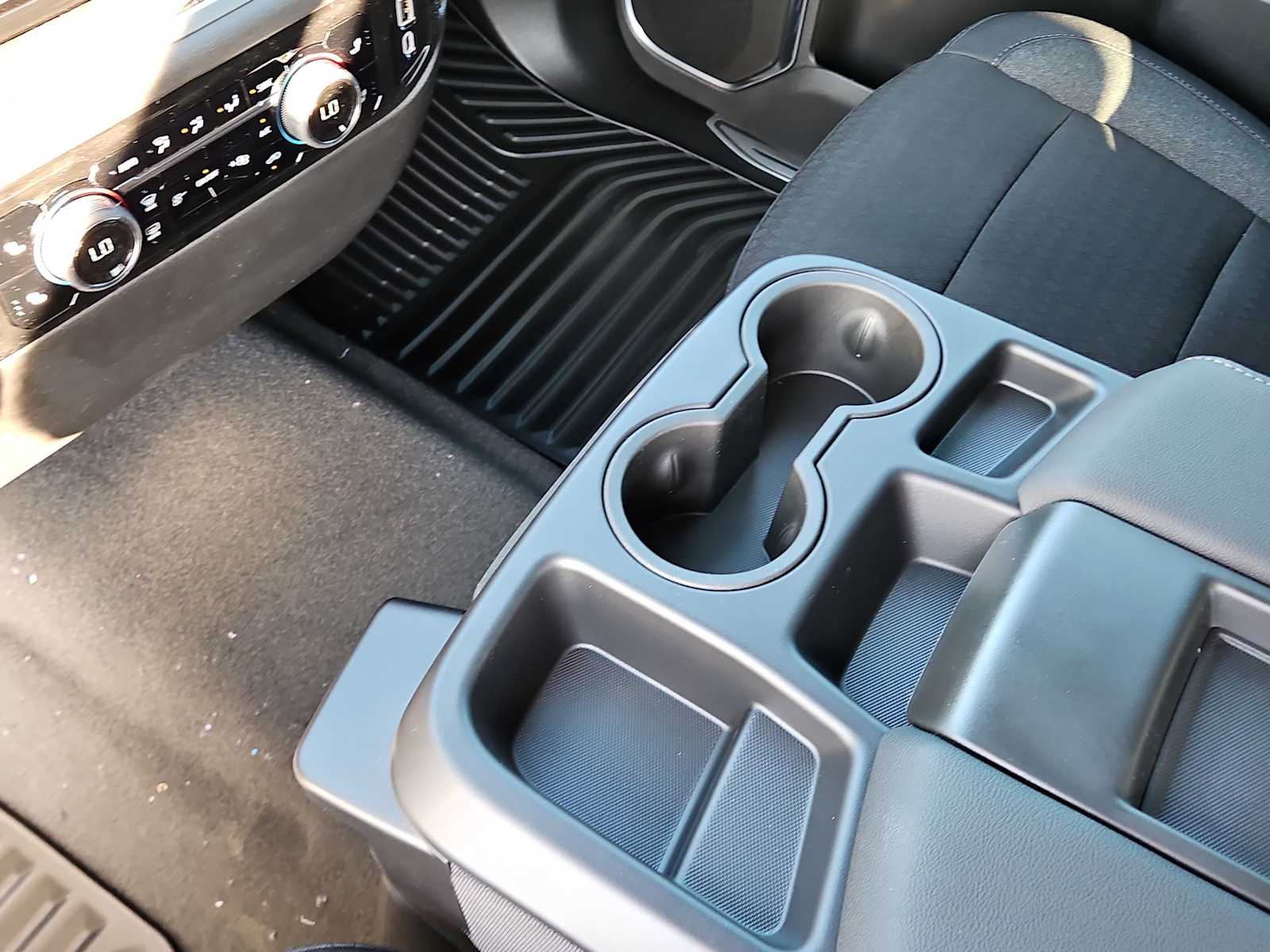 Thumbnail: 2026 Chevrolet Silverado 1500 - 20