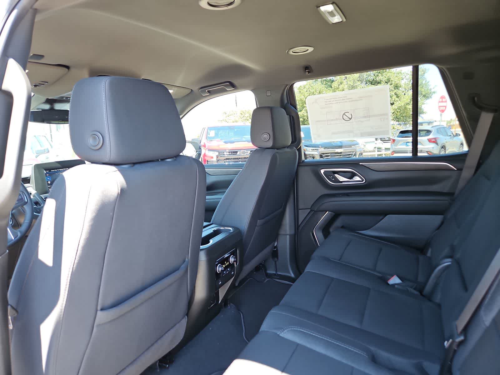 Thumbnail: 2024 Chevrolet Tahoe - 20