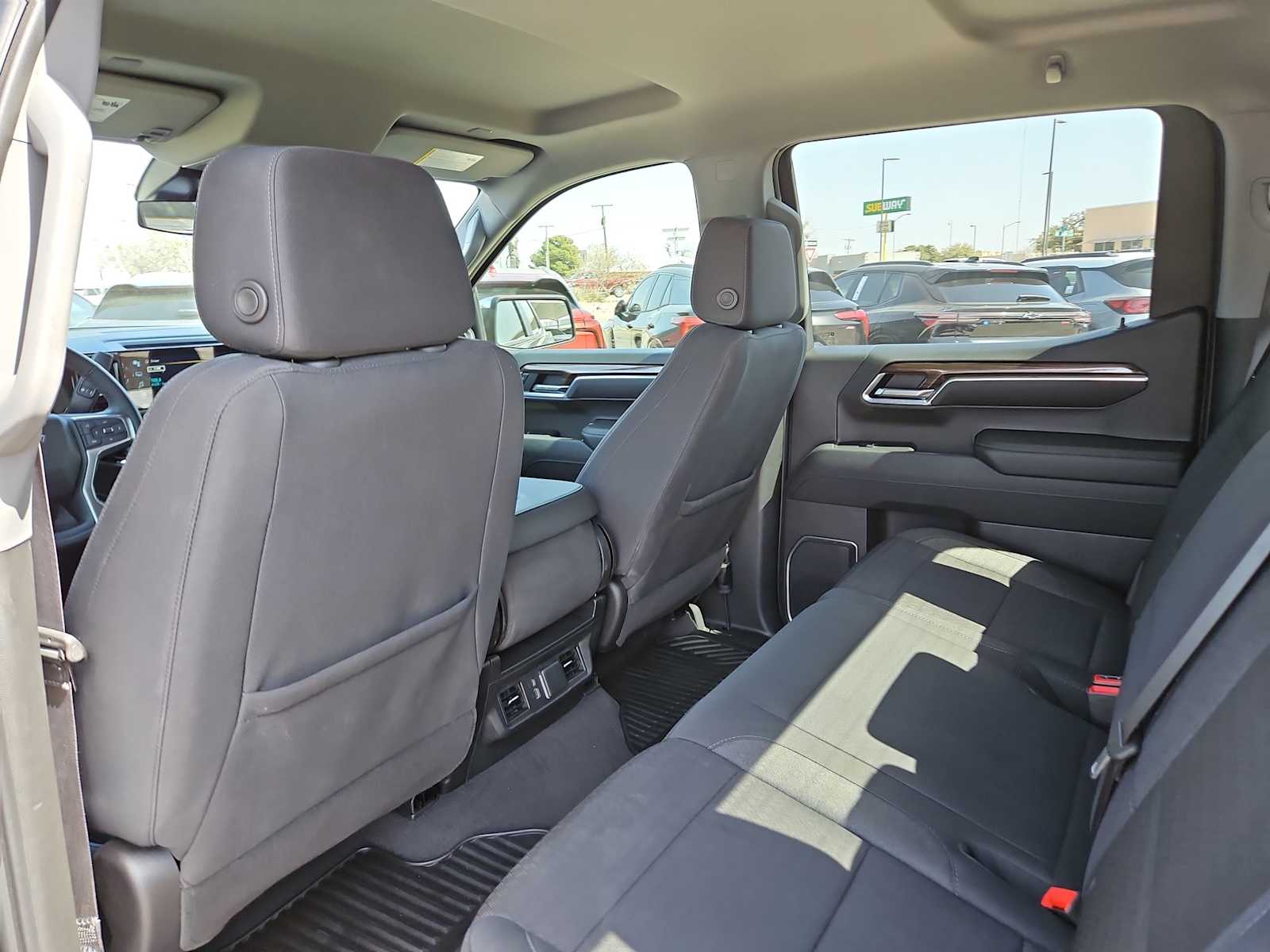 Thumbnail: 2024 Chevrolet Silverado 1500 - 19