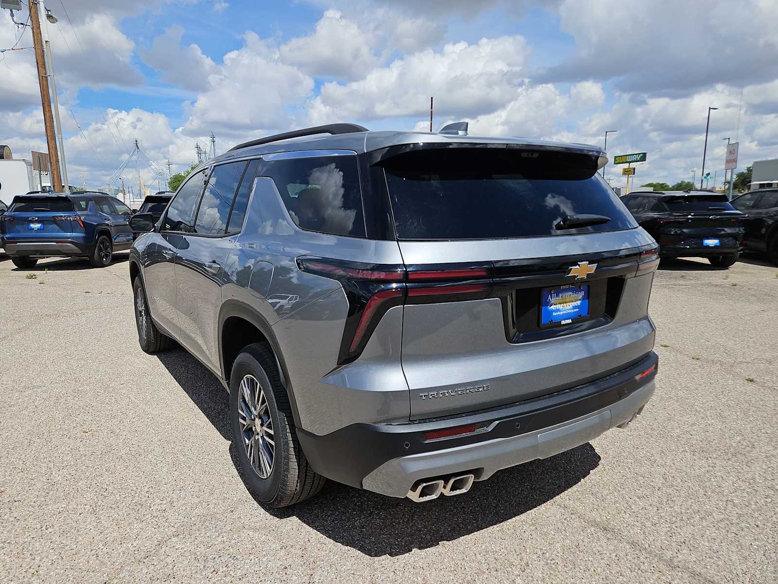 Thumbnail: 2026 Chevrolet Traverse - 6