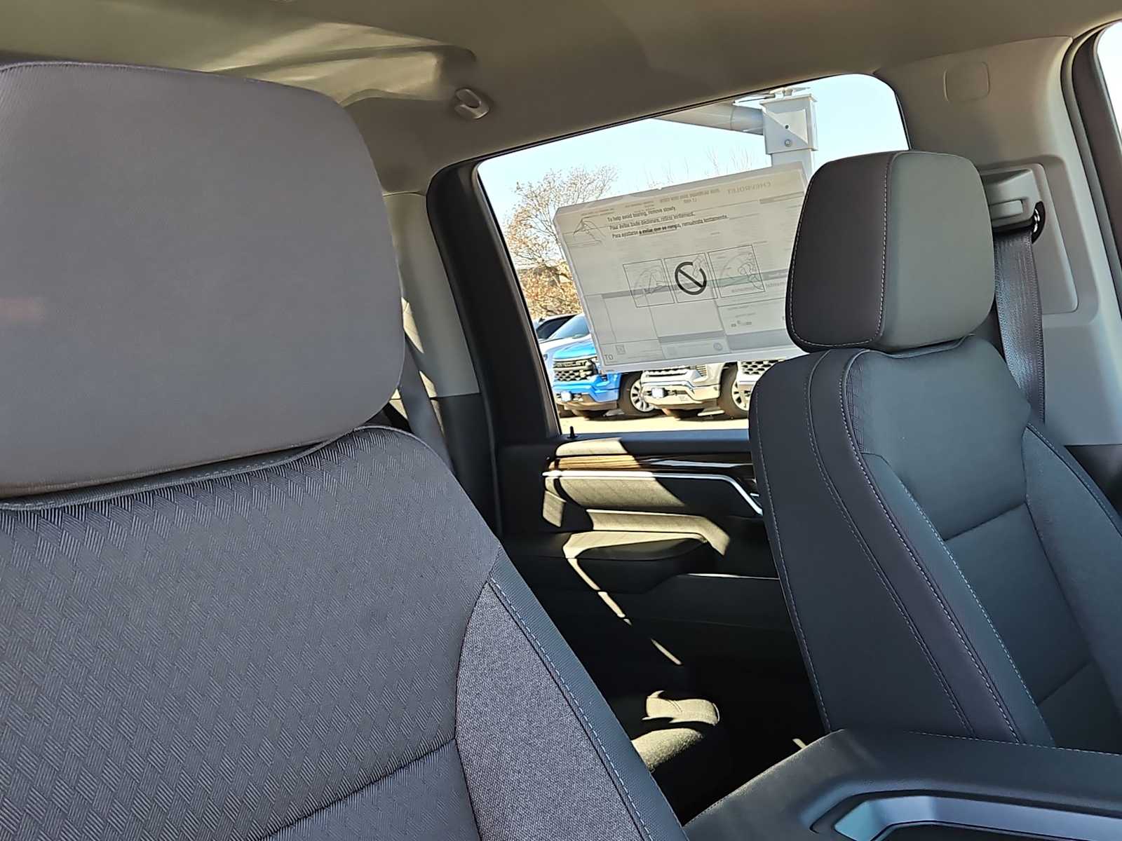 Thumbnail: 2026 Chevrolet Silverado 3500 - 18