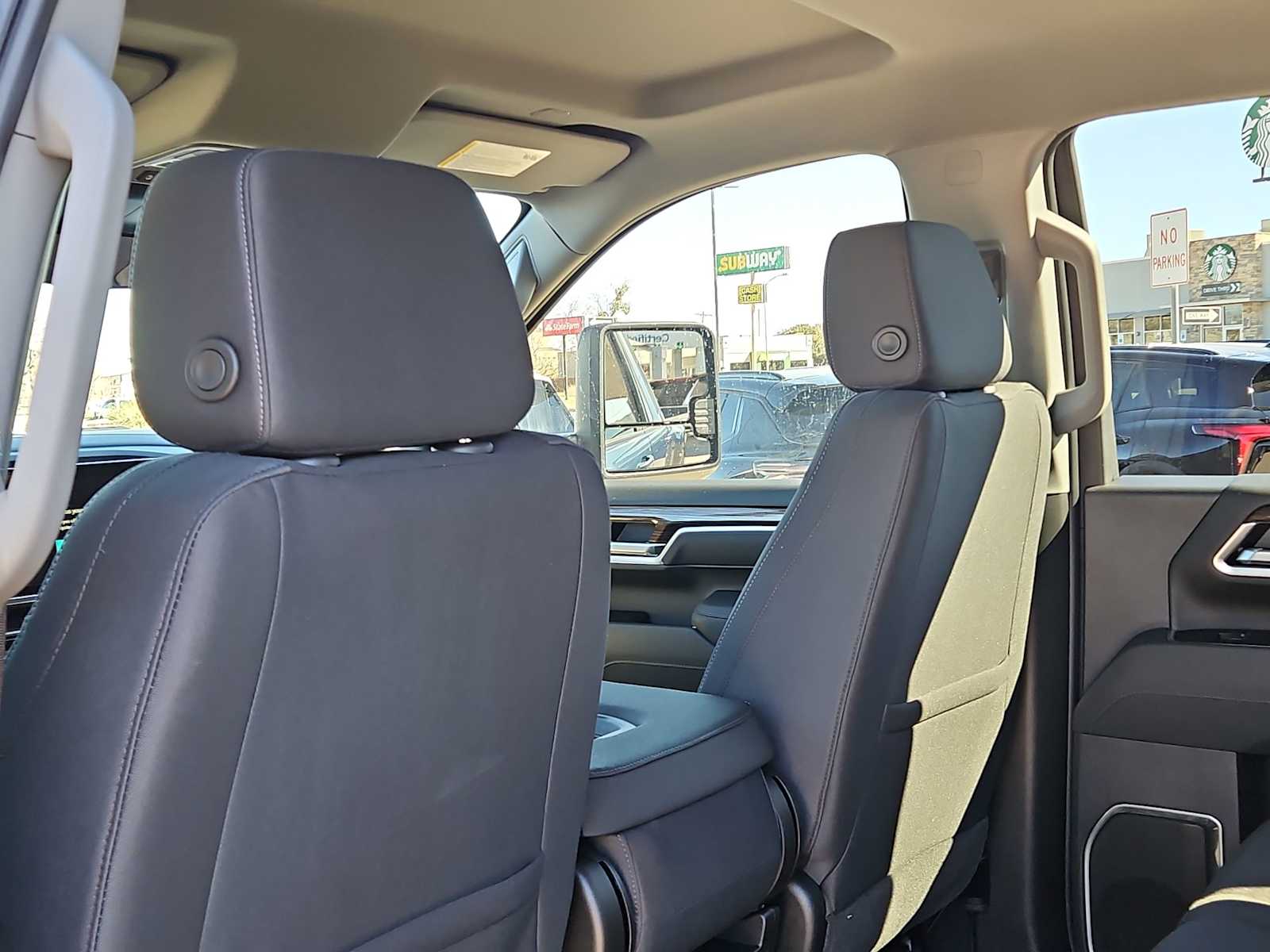 Thumbnail: 2026 Chevrolet Silverado 3500 - 16