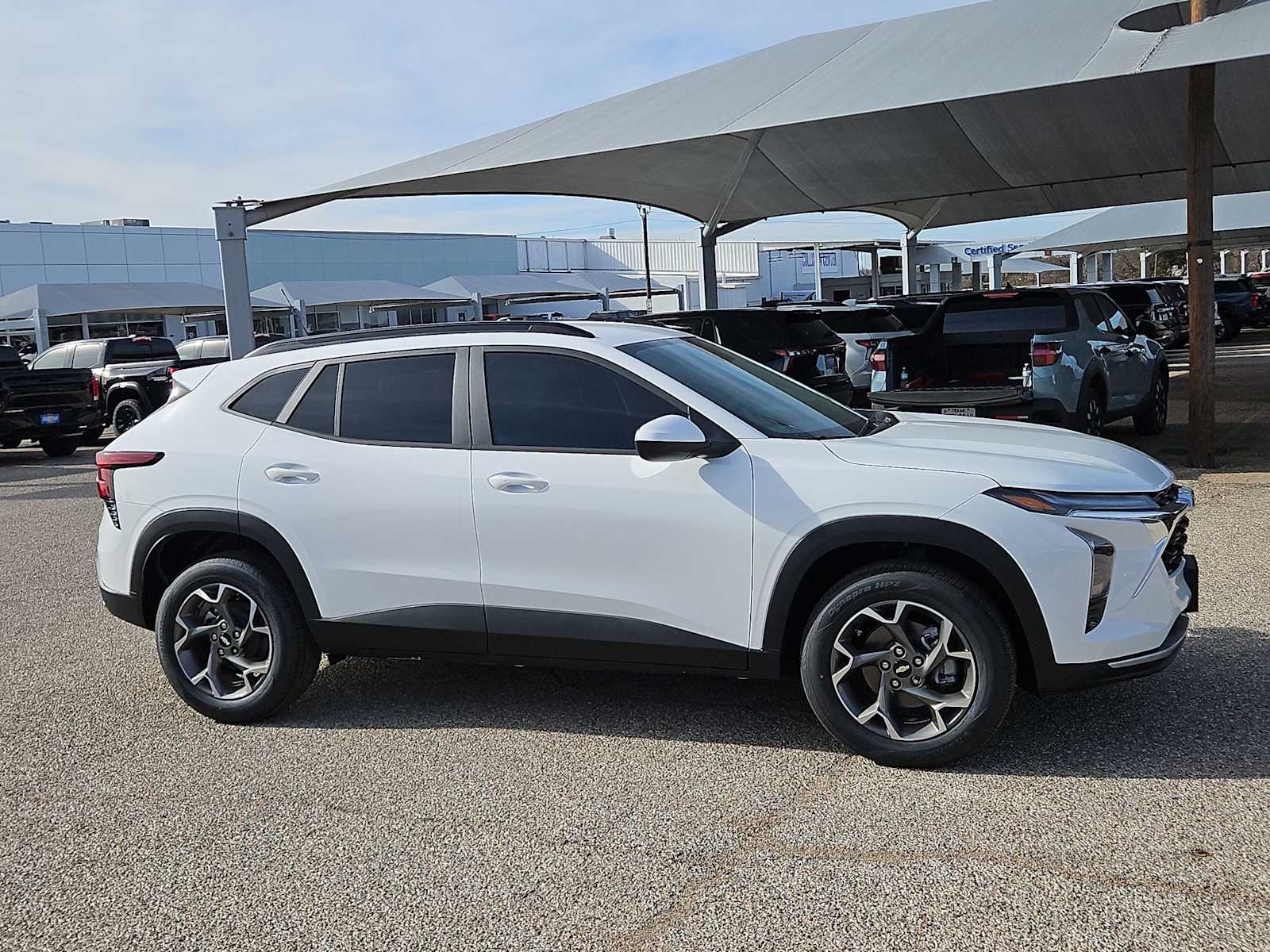 Thumbnail: 2026 Chevrolet Trax - 9