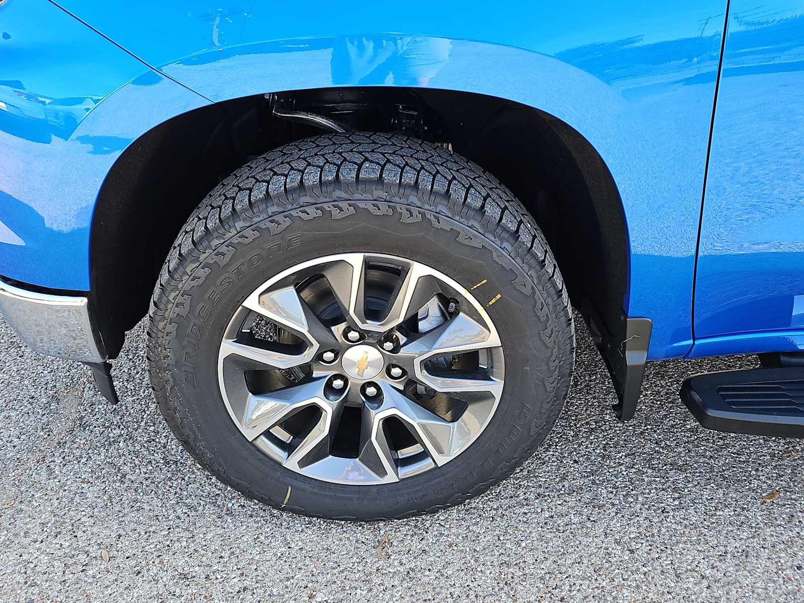 Thumbnail: 2025 Chevrolet Silverado 1500 - 8