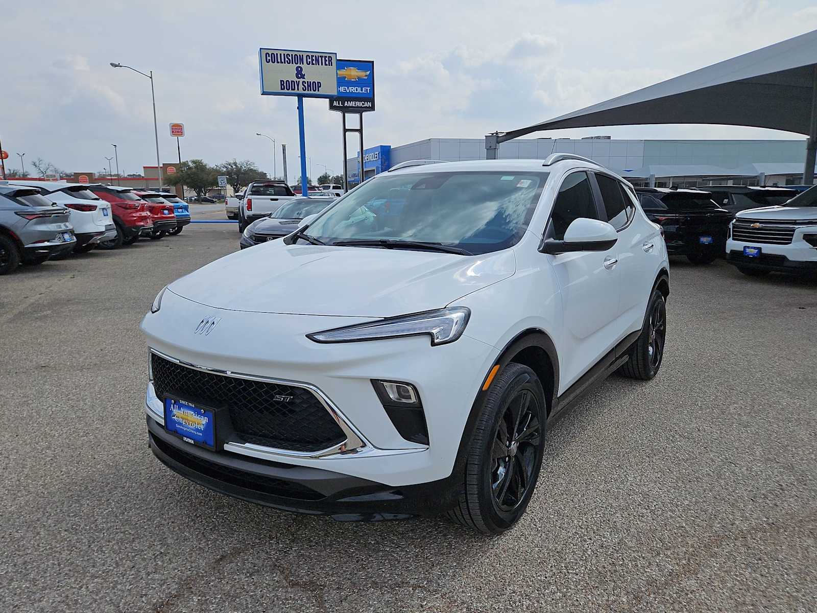 Thumbnail: 2024 Buick Encore GX - 4