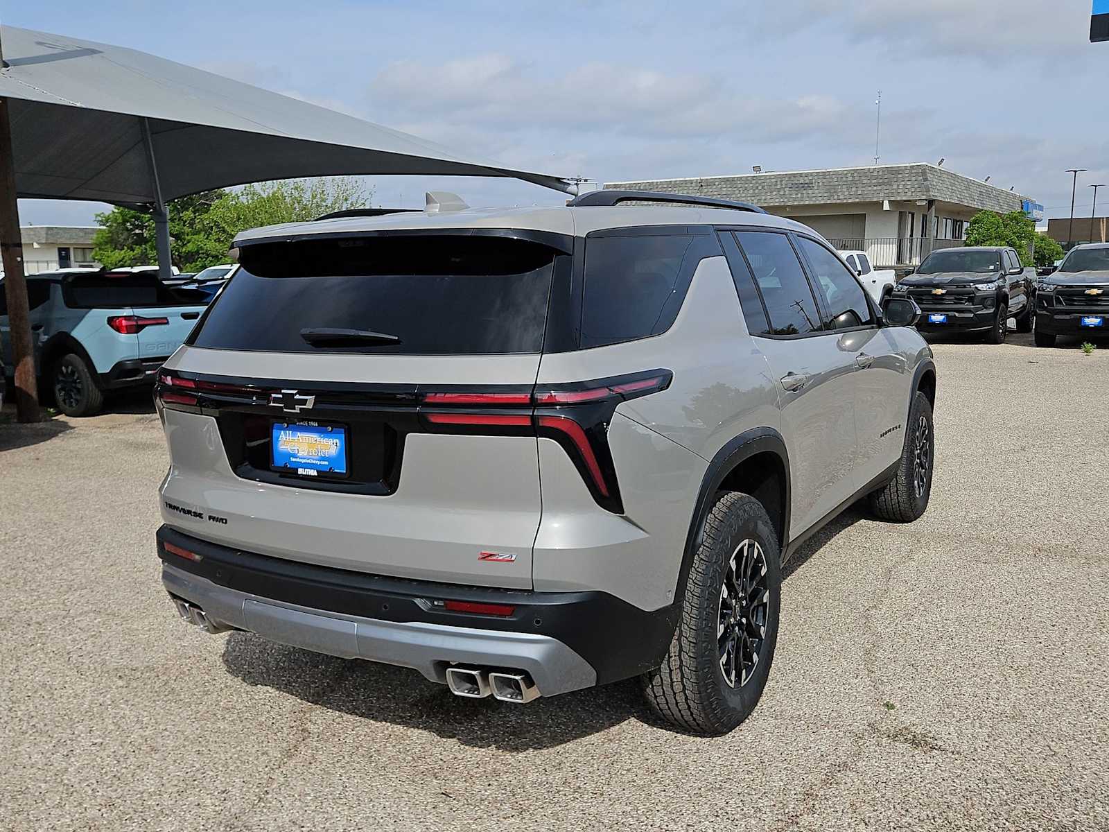 Thumbnail: 2026 Chevrolet Traverse - 8
