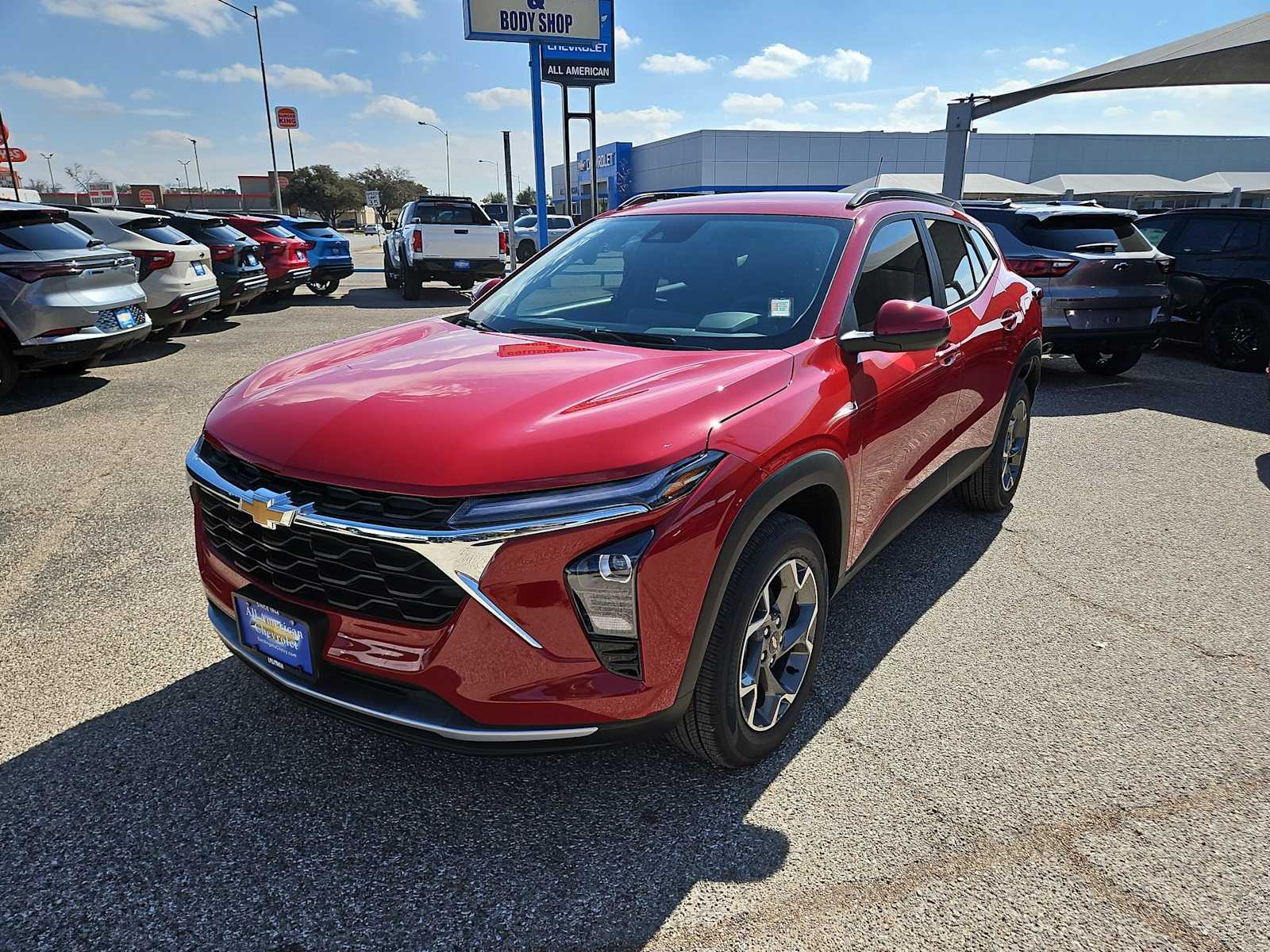 Thumbnail: 2026 Chevrolet Trax - 4