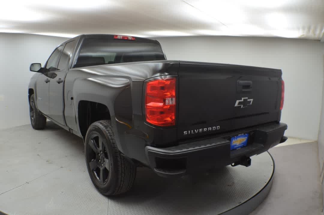 Thumbnail: 2018 Chevrolet Silverado 1500 - 8