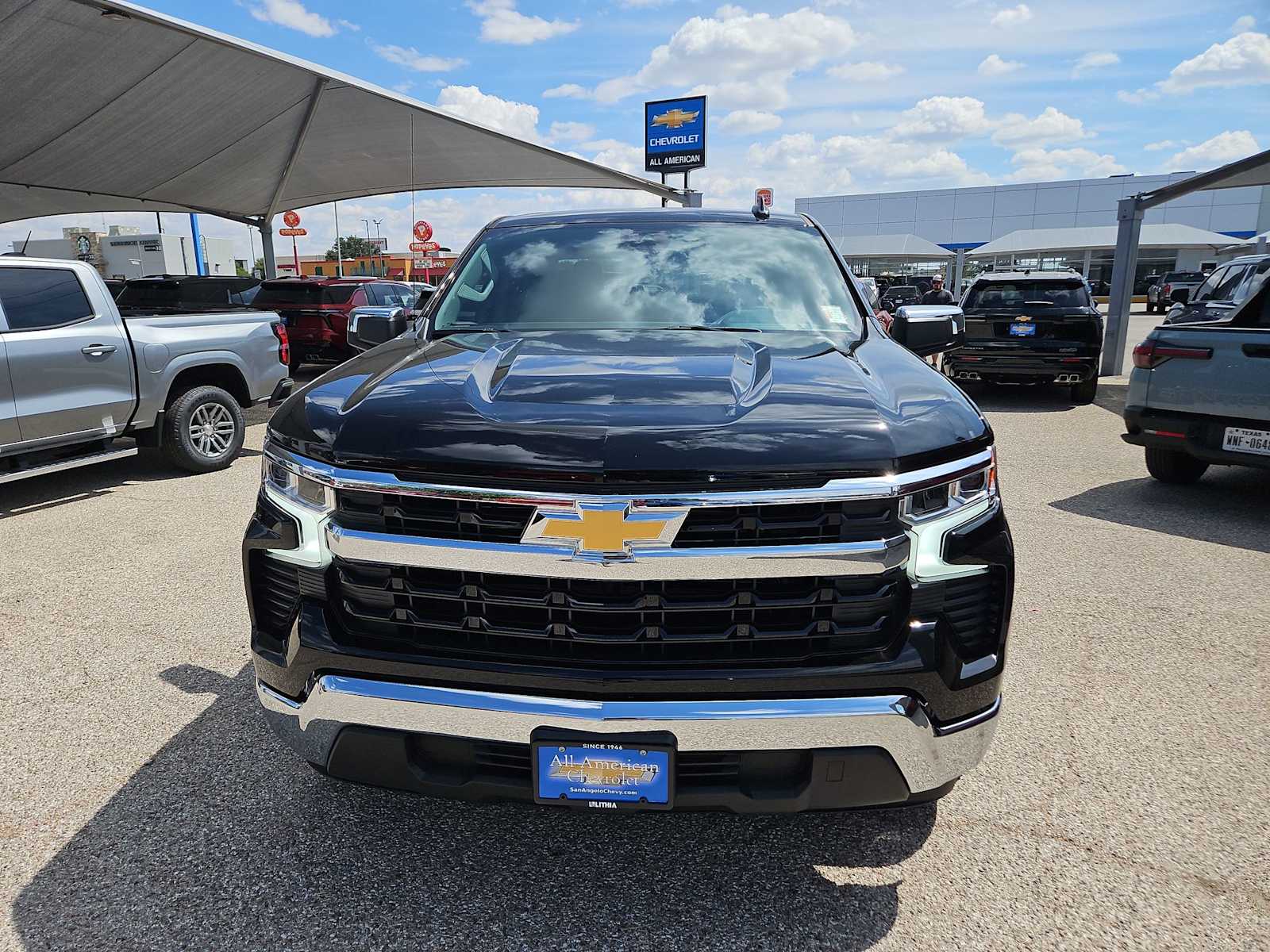 Thumbnail: 2026 Chevrolet Silverado 1500 - 8