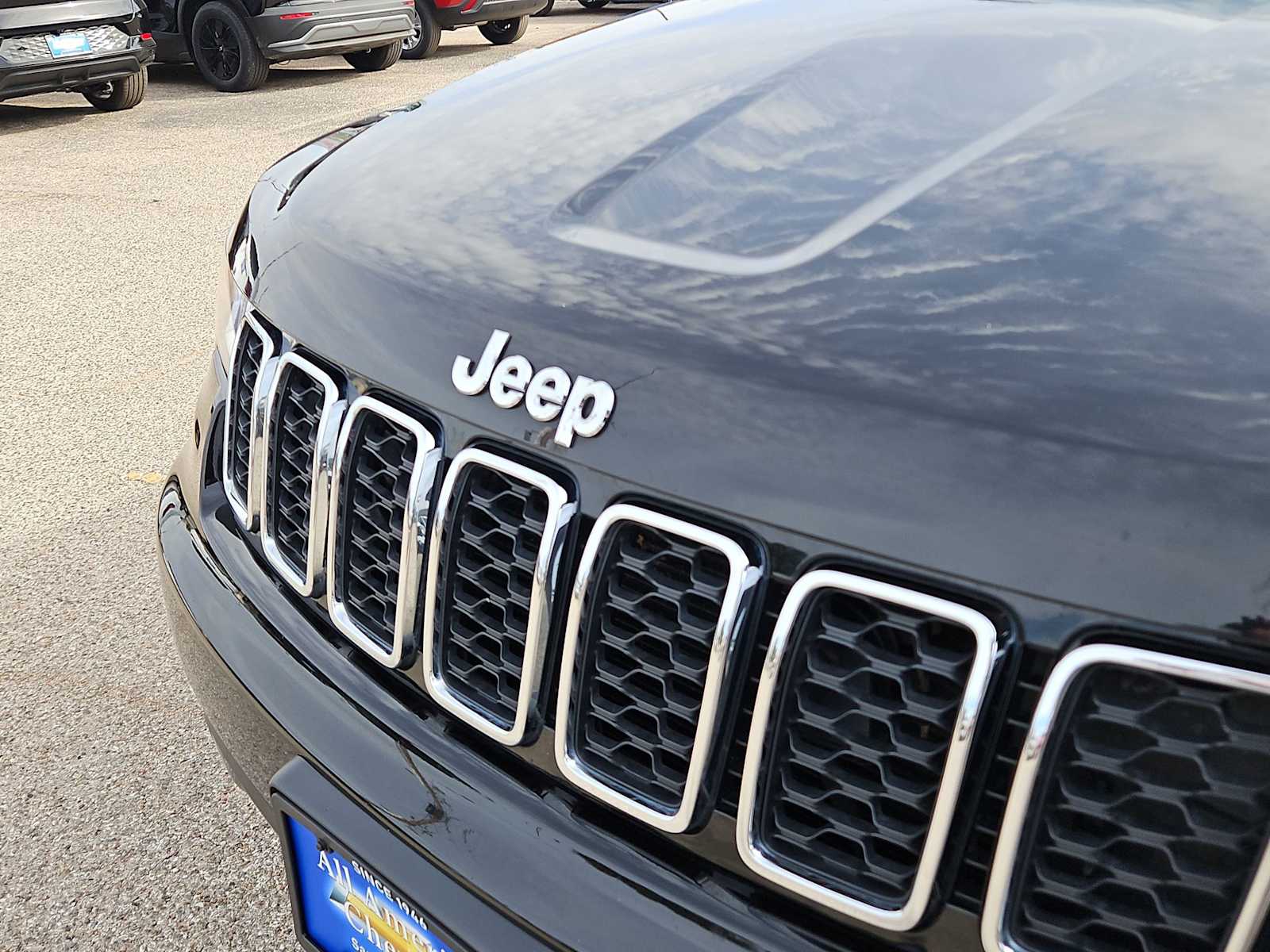 Thumbnail: 2022 Jeep Grand Cherokee - 13