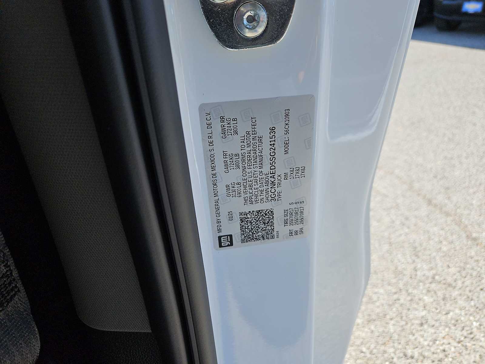 Thumbnail: 2025 Chevrolet Silverado 1500 - 21