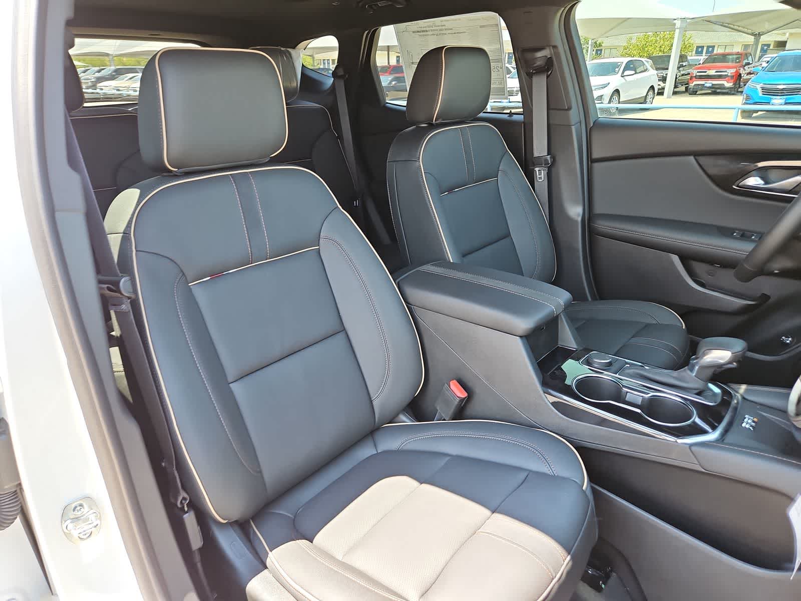 Thumbnail: 2024 Chevrolet Blazer - 22