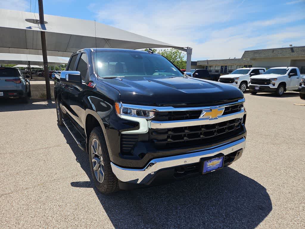 Thumbnail: 2026 Chevrolet Silverado 1500 - 2
