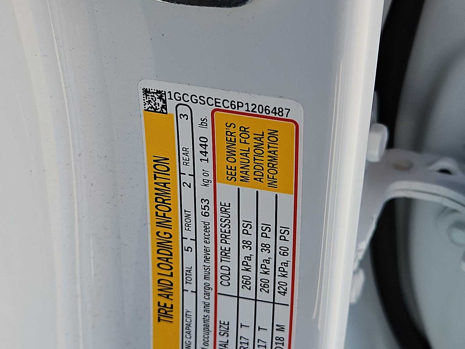 Thumbnail: 2023 Chevrolet Colorado - 25